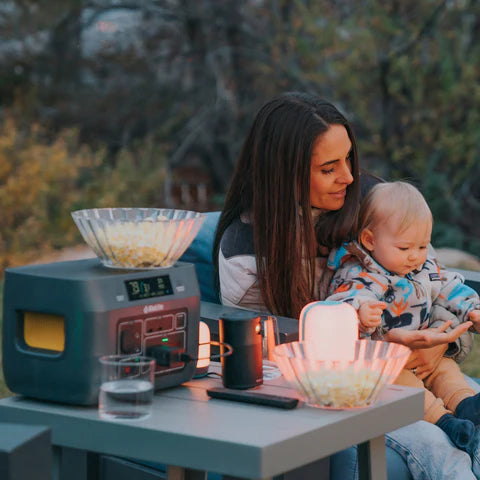 Biolite, base charge 600, rechargeable battery, easy charging station, camping generator 