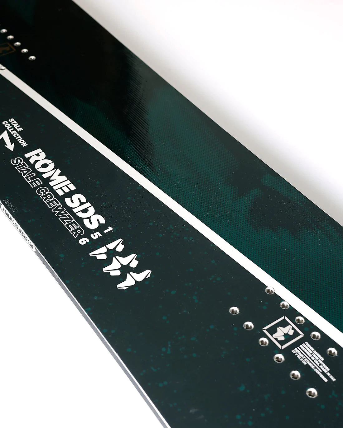 rome-stale-crewzer-2022-mens-snowboard.webp